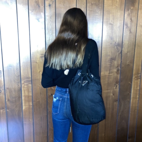 ❗️SOLD❗️Rare Vintage Prada Crossbody - Picture 4 of 15